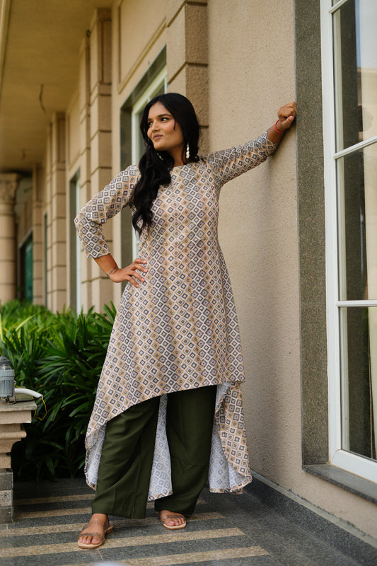 Paridha Georgette kurta set with thread work